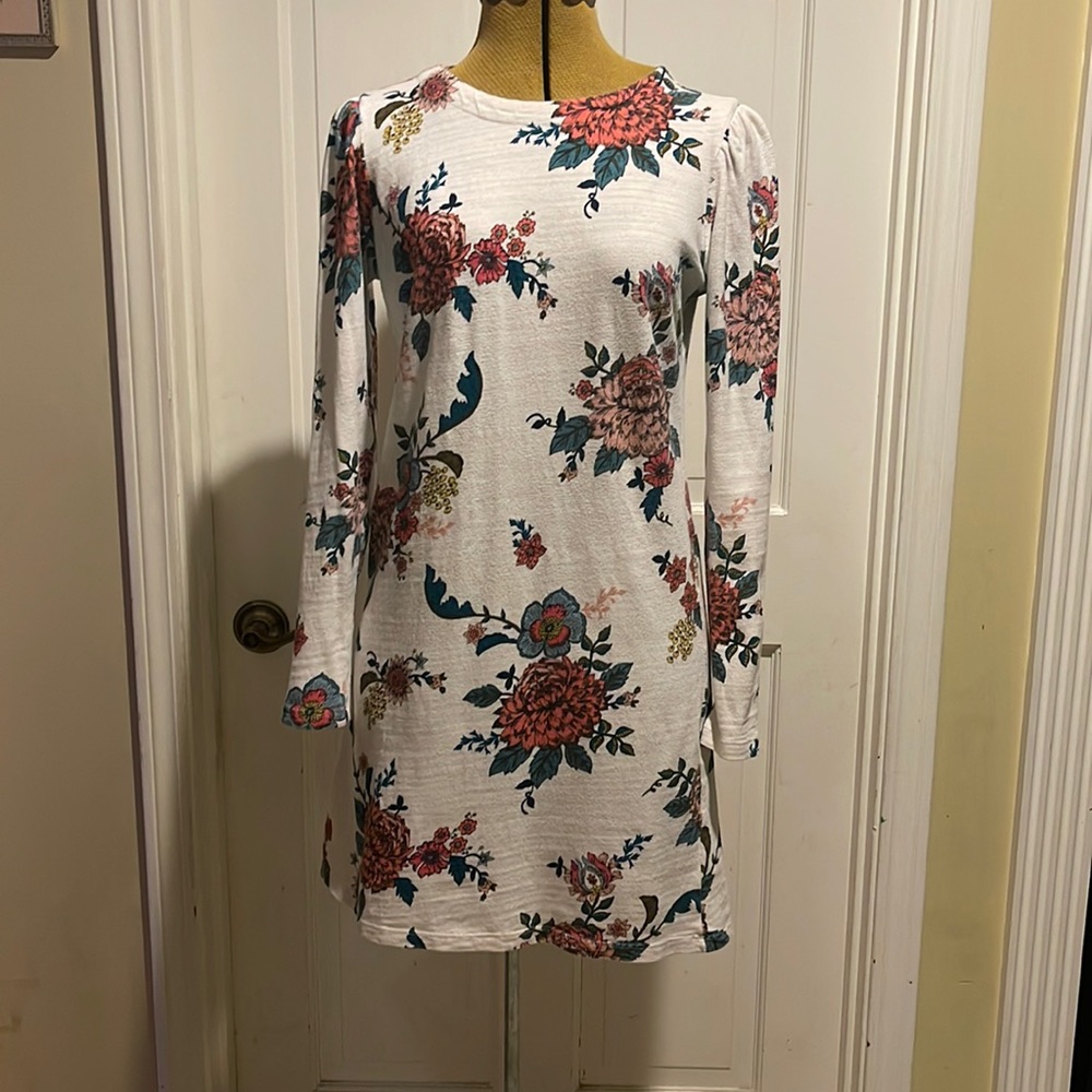 LOFT size 0 floral tunic